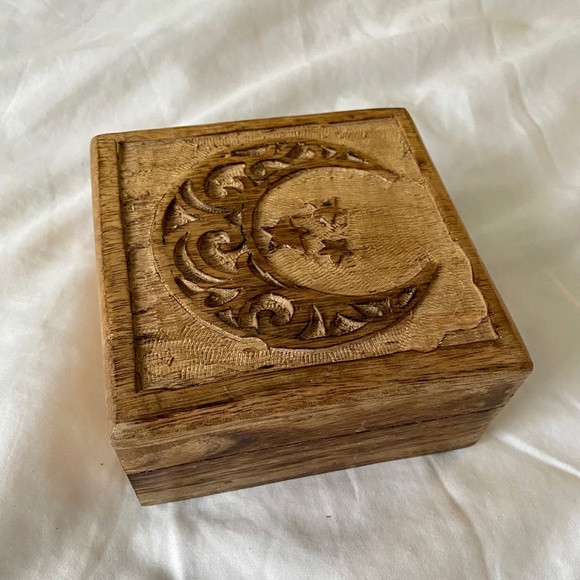 Wooden Earthbound Box